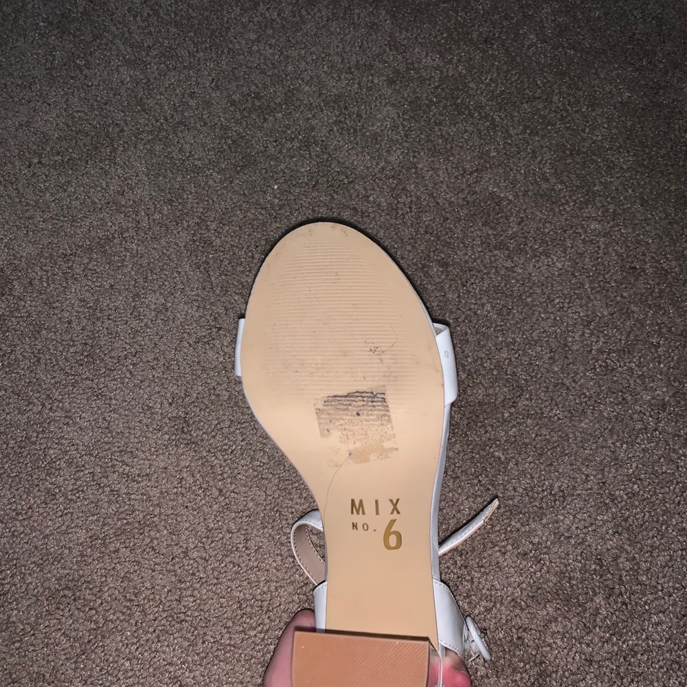 Shoes - Picture 3 of 4